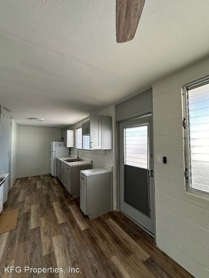 755 Umi Street - Photo 3 of 15