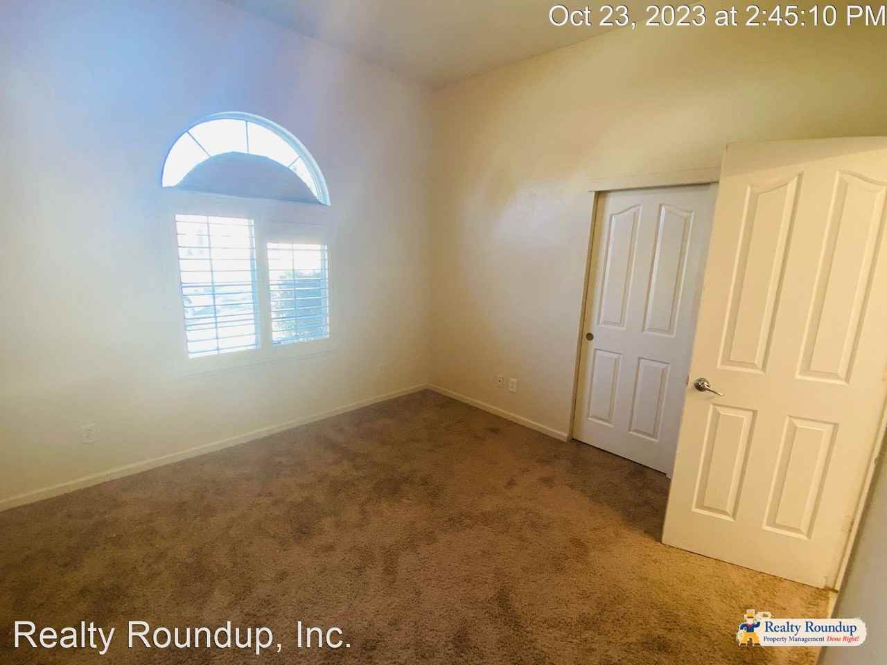 10150 Omeara Dr - Photo 3 of 29