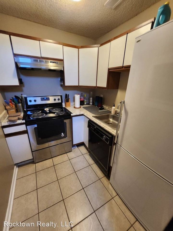 1328 Bradley Drive - Photo 2 of 21