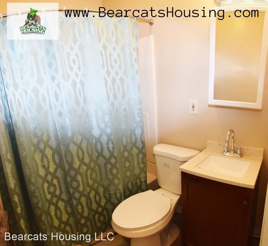 58 Conklin Ave - Photo 3 of 5