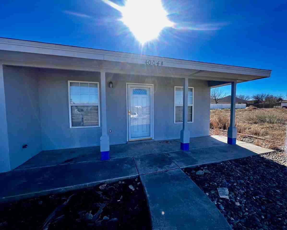 4004 Pawnee - Photo 2 of 26