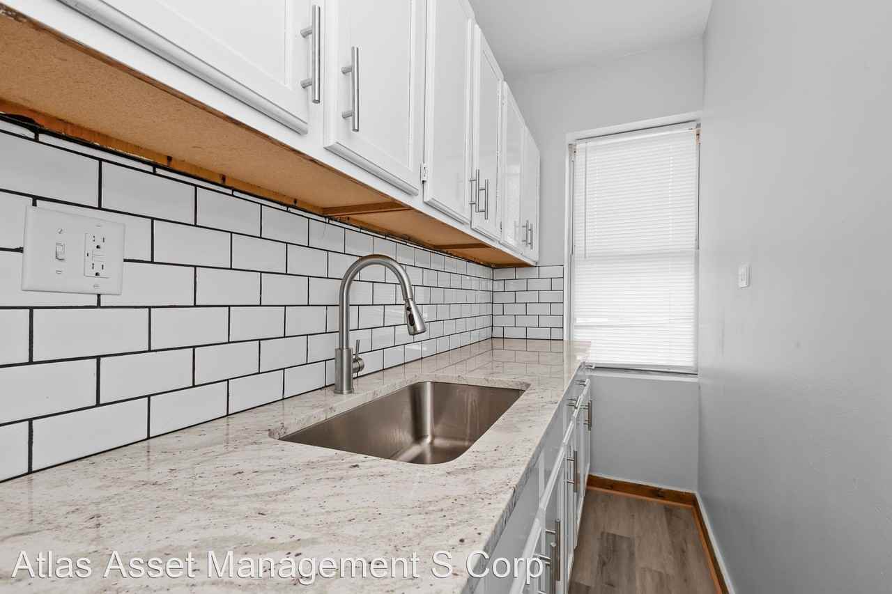 6401-05 S Kedzie Ave 3147-51 W 64th St - Photo 3 of 6