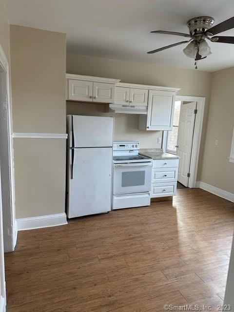 91 Magnolia St - Photo 2 of 12