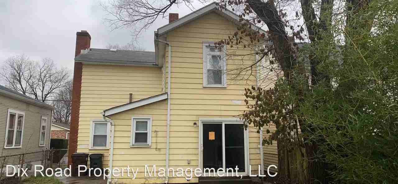 858 6th Ave - Photo 3 of 50