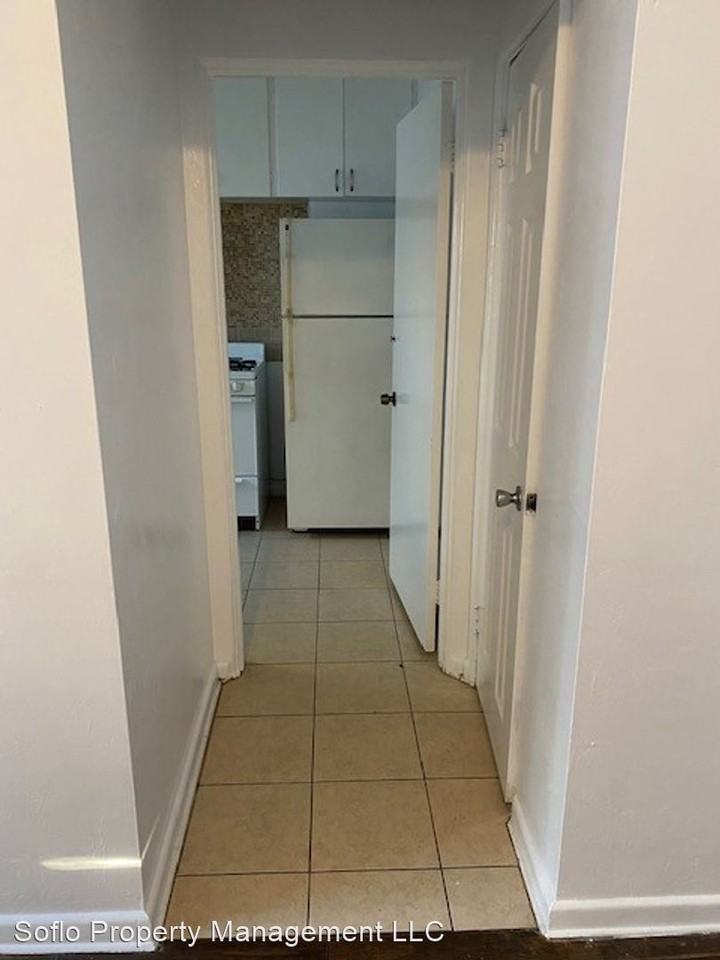 511 - 526 6th Ave North - Photo 3 of 7
