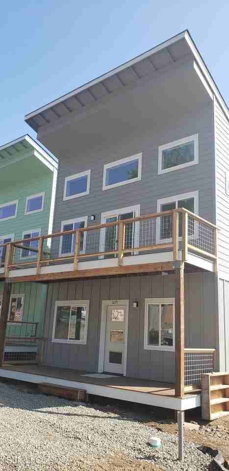 609 609 Finnegan Ridge Way - Photo 3 of 8