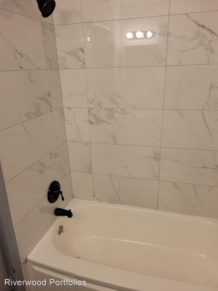 615  E Main St - Photo 2 of 7