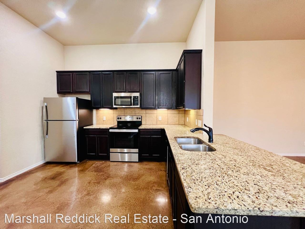 Welcome home - Photo 2 of 15