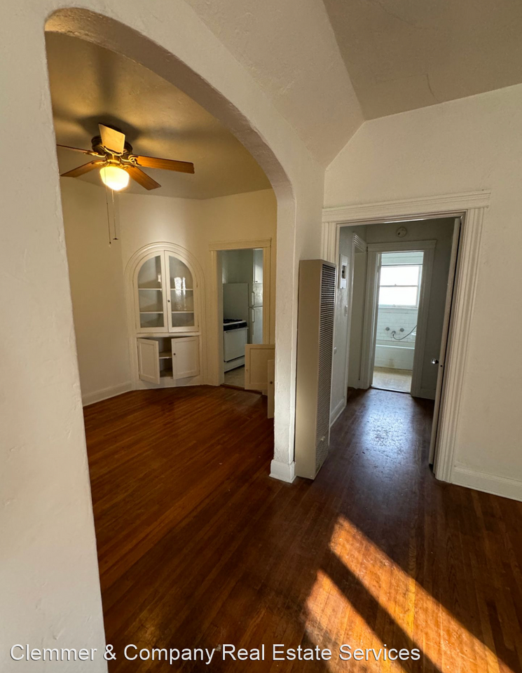 C Street - Photo 3 of 8