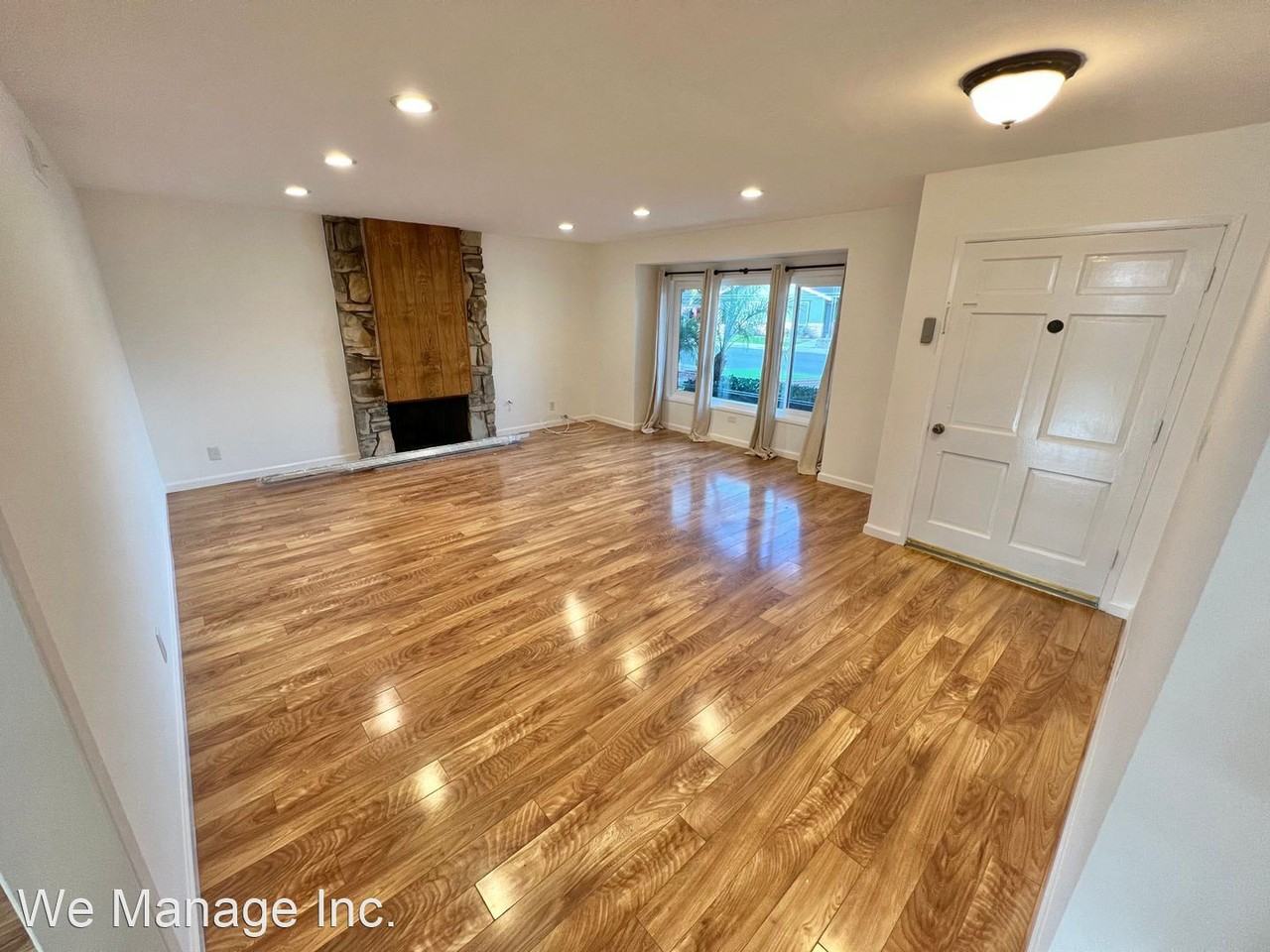 3570 Sunflower Cir - Photo 2 of 50