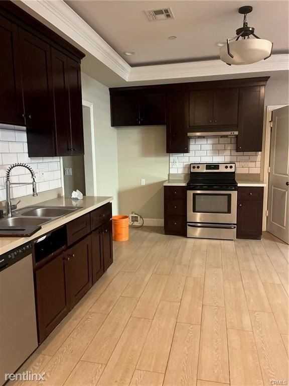 1414 S Alta Vista Ave #C - Photo 2 of 21