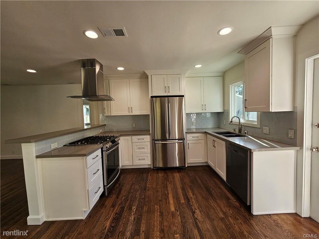 527 N Niagara St - Photo 3 of 21