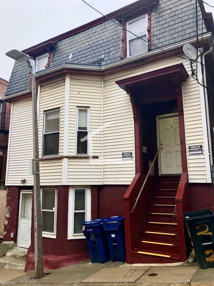 2 Shepherd Ave - Photo 2 of 8