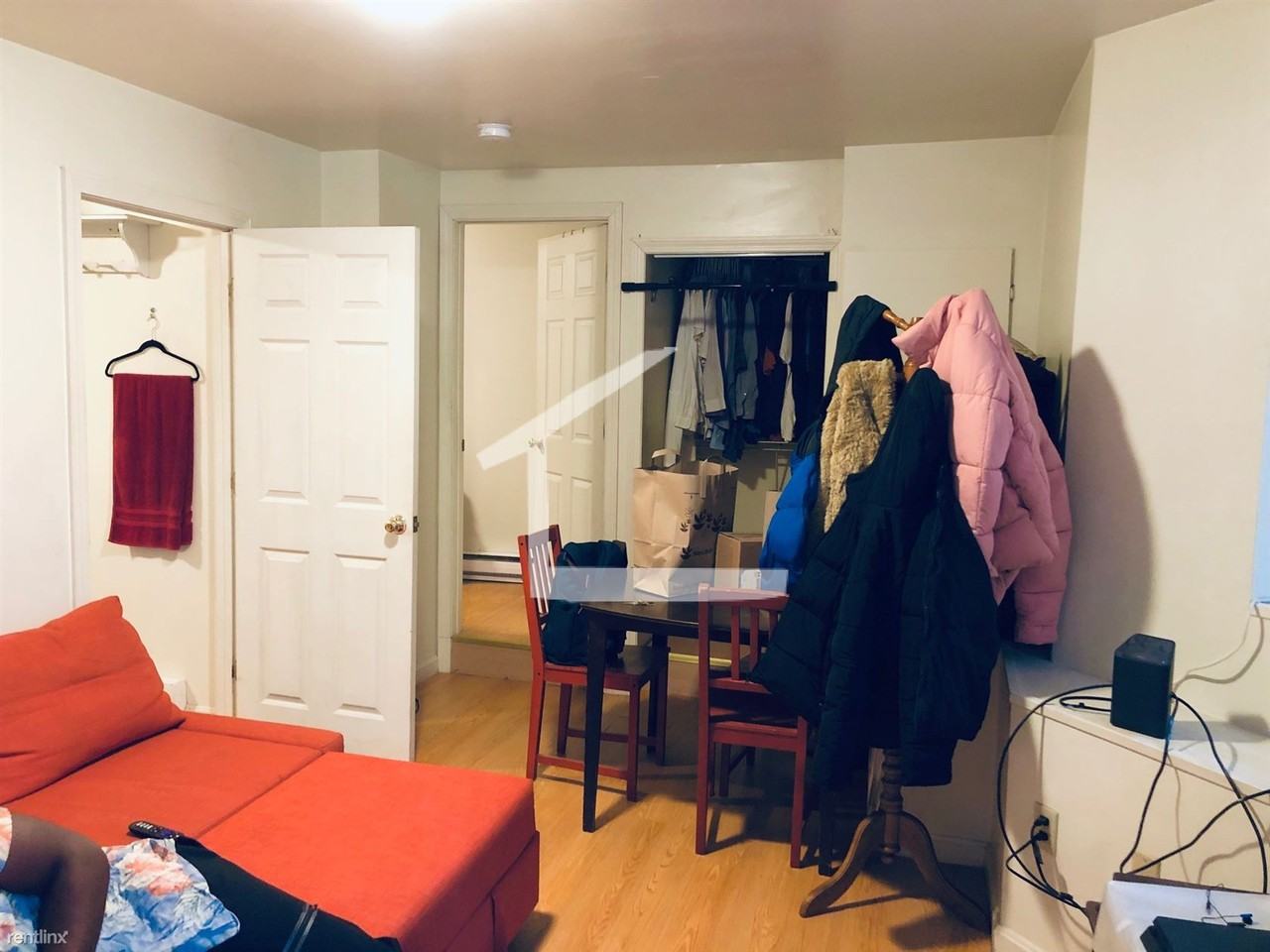 2 Shepherd Ave - Photo 3 of 8