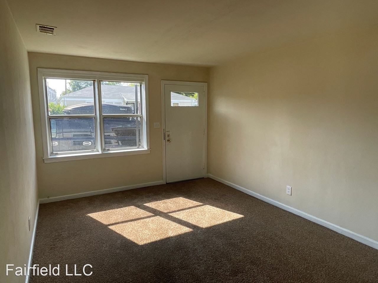 1010-1062 40th St W Fairfield LLC - Photo 2 of 3