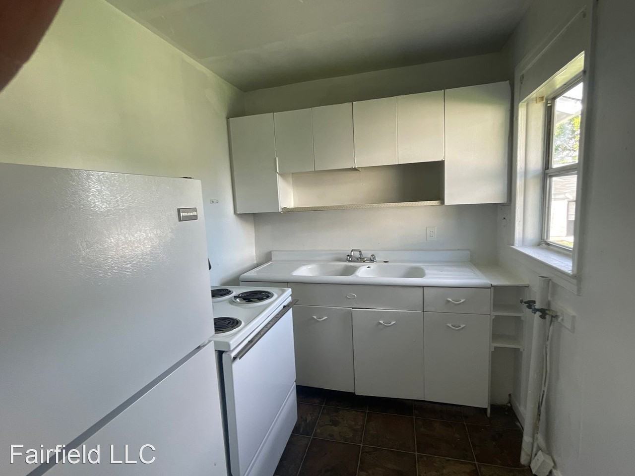 1010-1062 40th St W Fairfield LLC - Photo 3 of 3