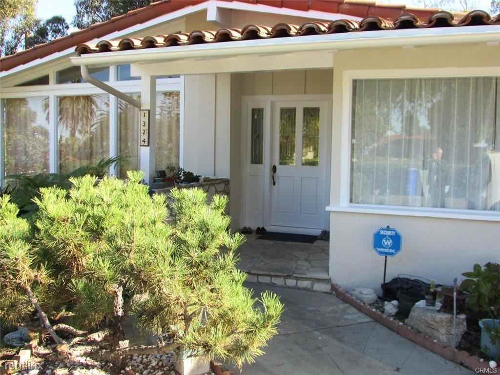 1324 Granvia Altamira - Photo 3 of 20