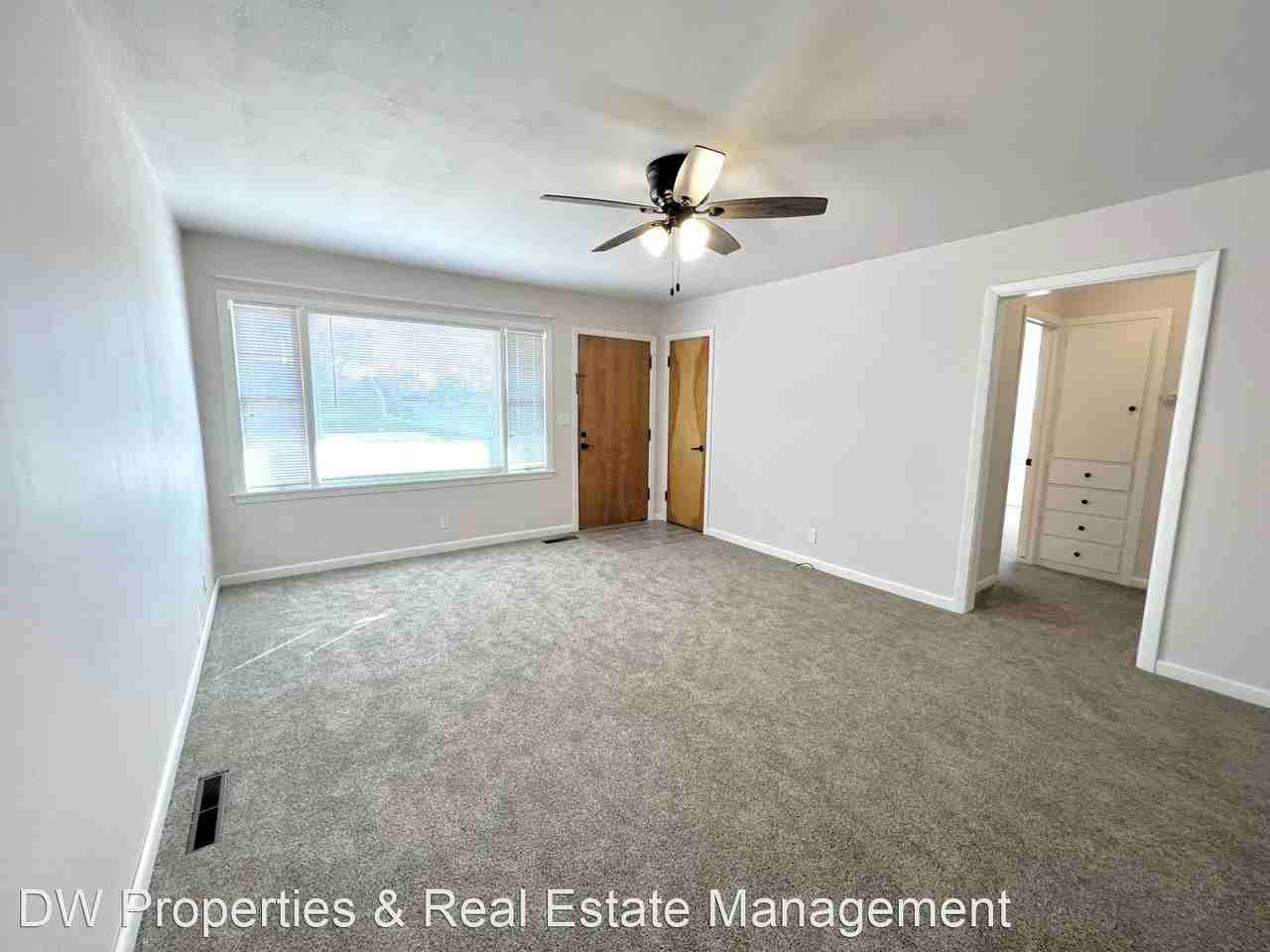 909 Harris Ave - Photo 3 of 8