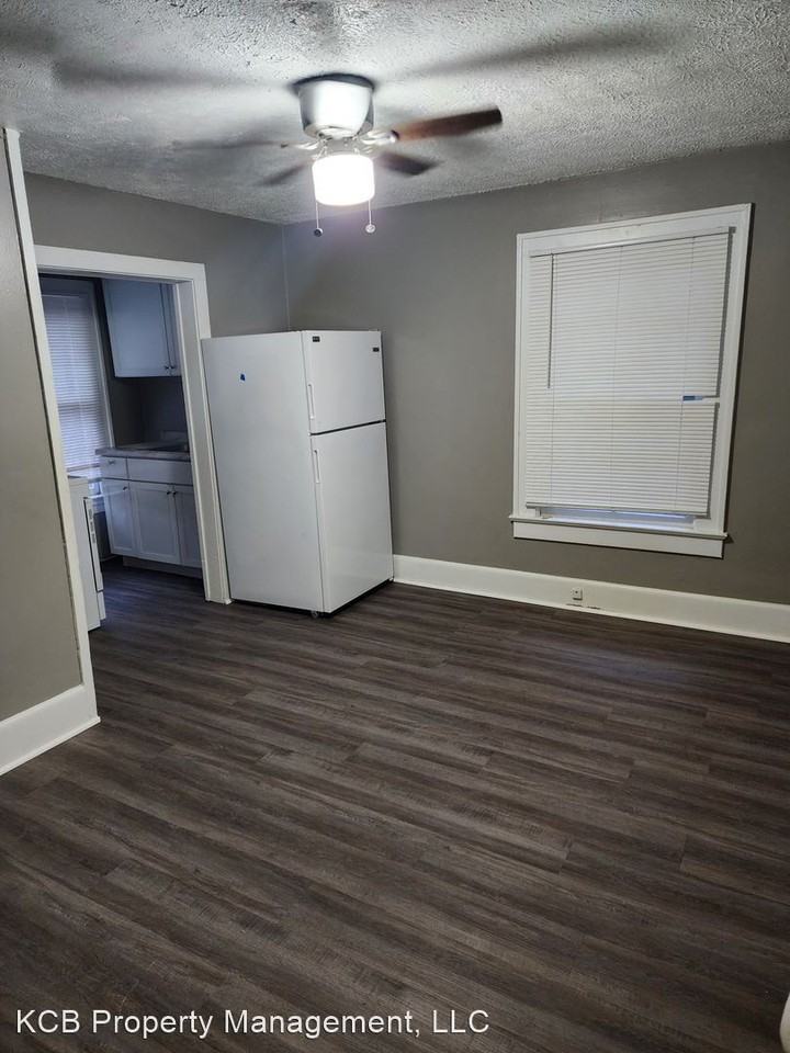 827 01-1/2 High Street - Photo 2 of 9