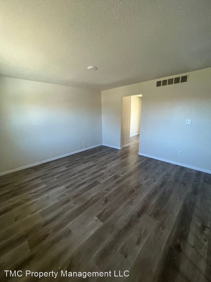 1671-1673 S Sonora Dr - Photo 3 of 18