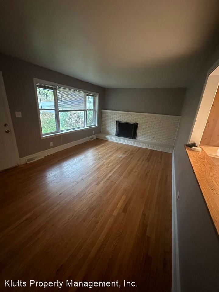 1615 Burnley Rd - Photo 3 of 29