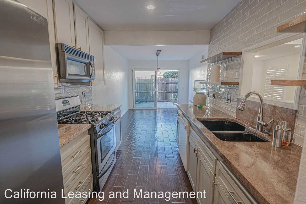 7435 Shadyglade Ave #5 - Photo 2 of 22