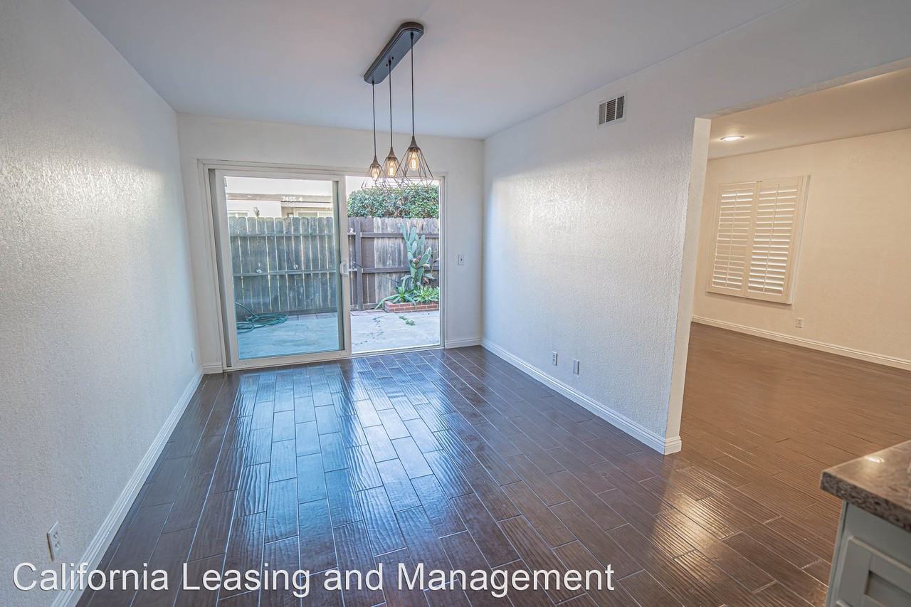 7435 Shadyglade Ave #5 - Photo 3 of 22