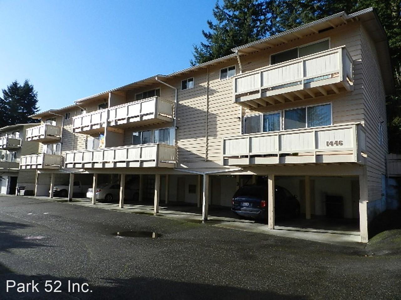 1442 1446 Rainier Dr. W. Apartments in University Place, University