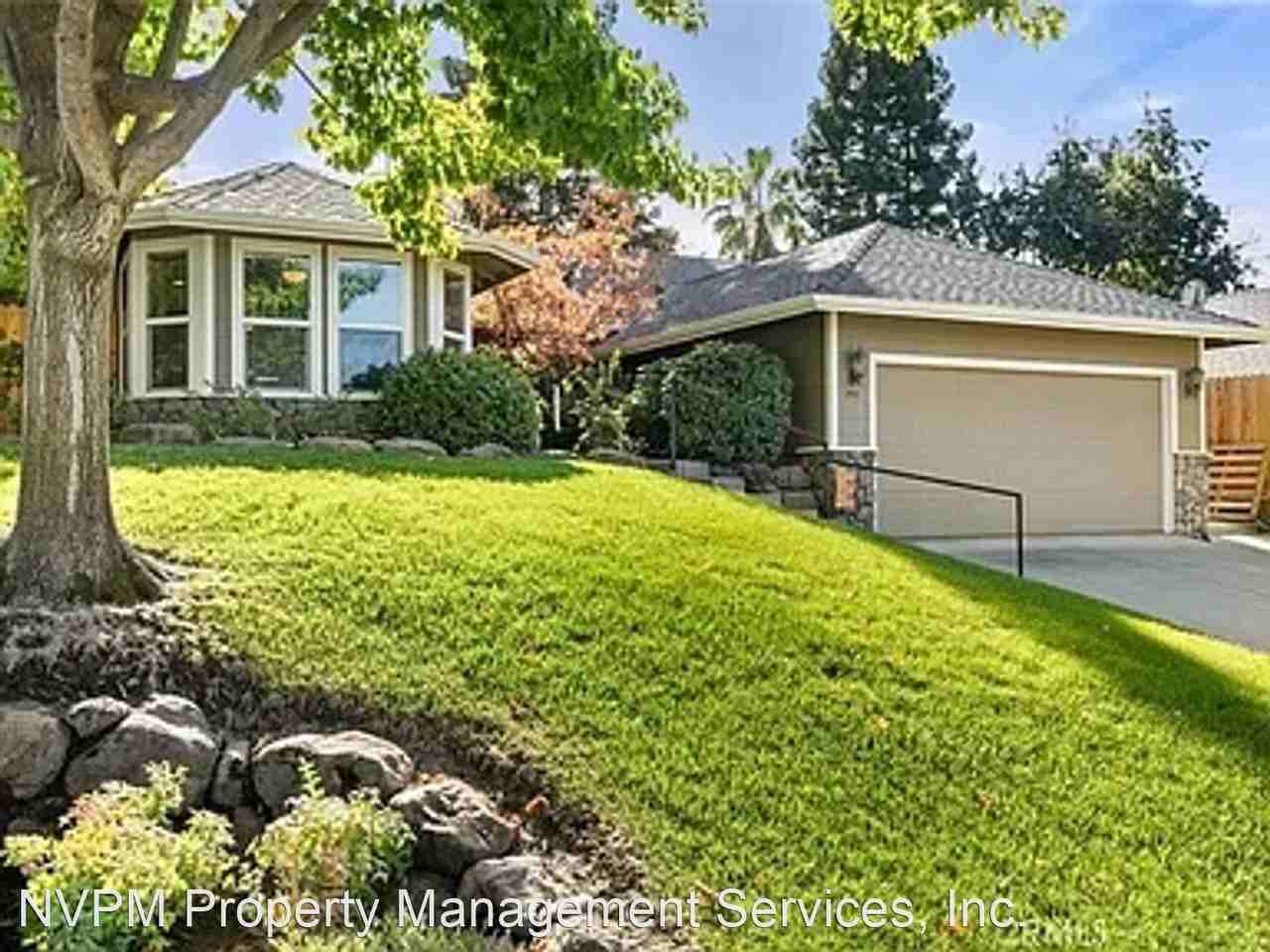 291 Pinyon Hills Dr - Photo 2 of 7