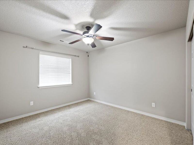 1080 N Montana St - Photo 7 of 21