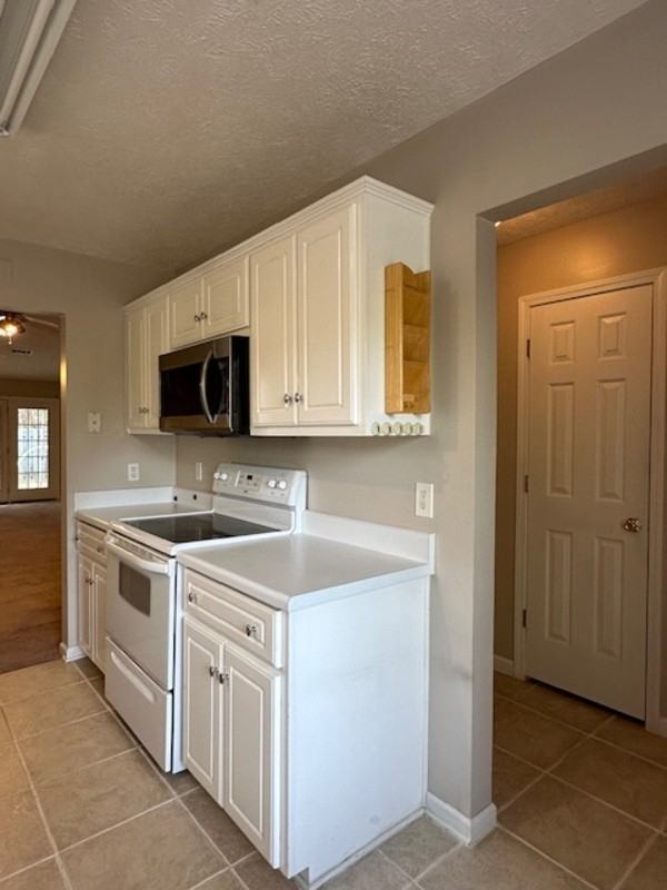 246 Waverly Ct - Photo 5 of 14