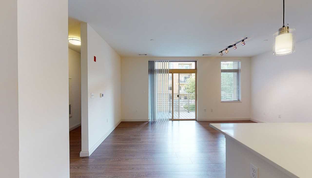 River St 212, Watertown Town, MA 02453 1 Bedroom Apartment for 2,994