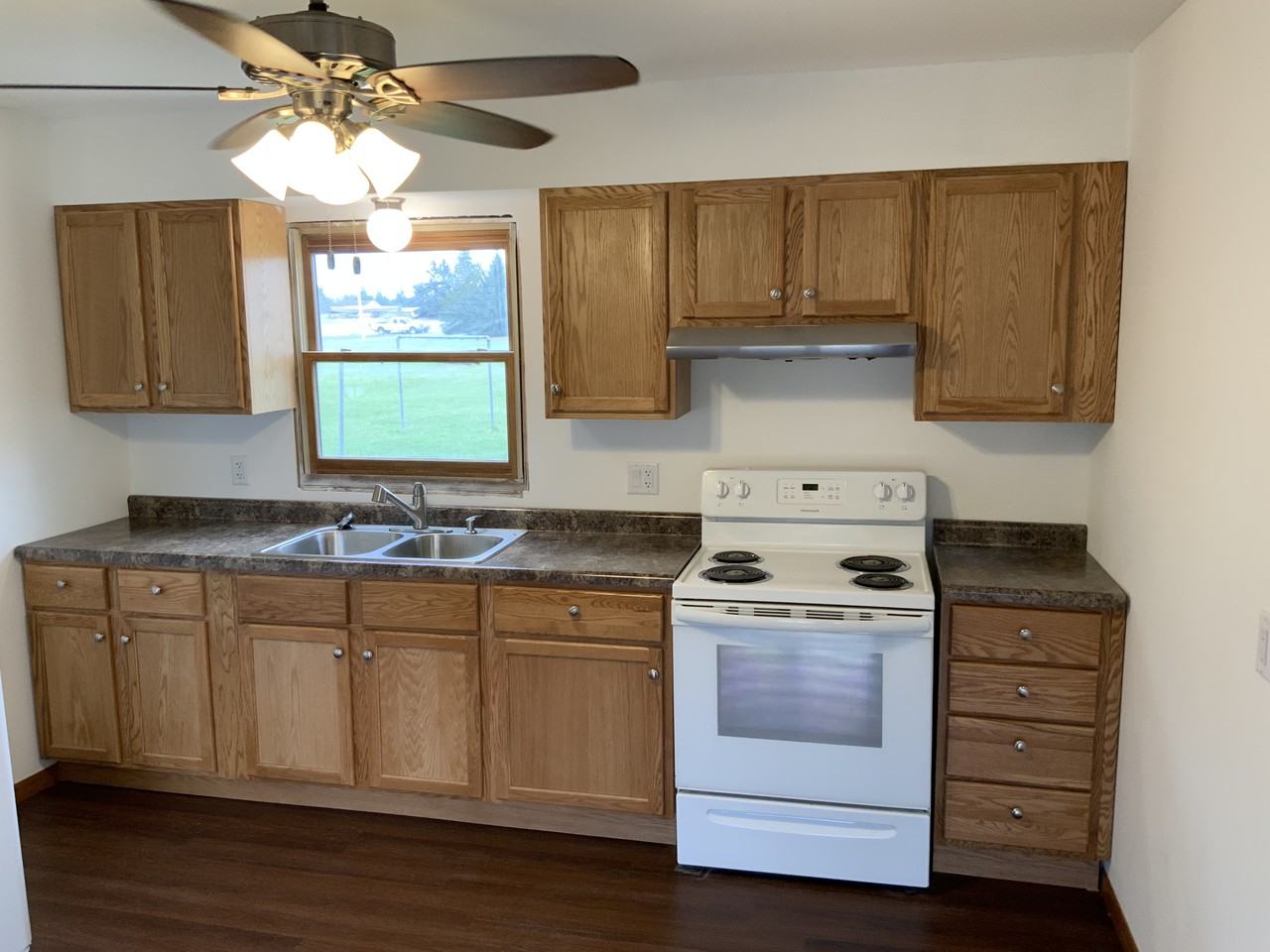 9684 E Elm Rd - Photo 7 of 21