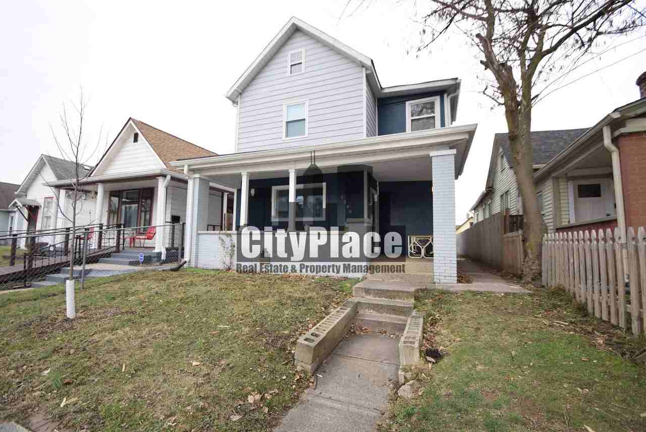 1548 Lexington Ave - Photo 4 of 29