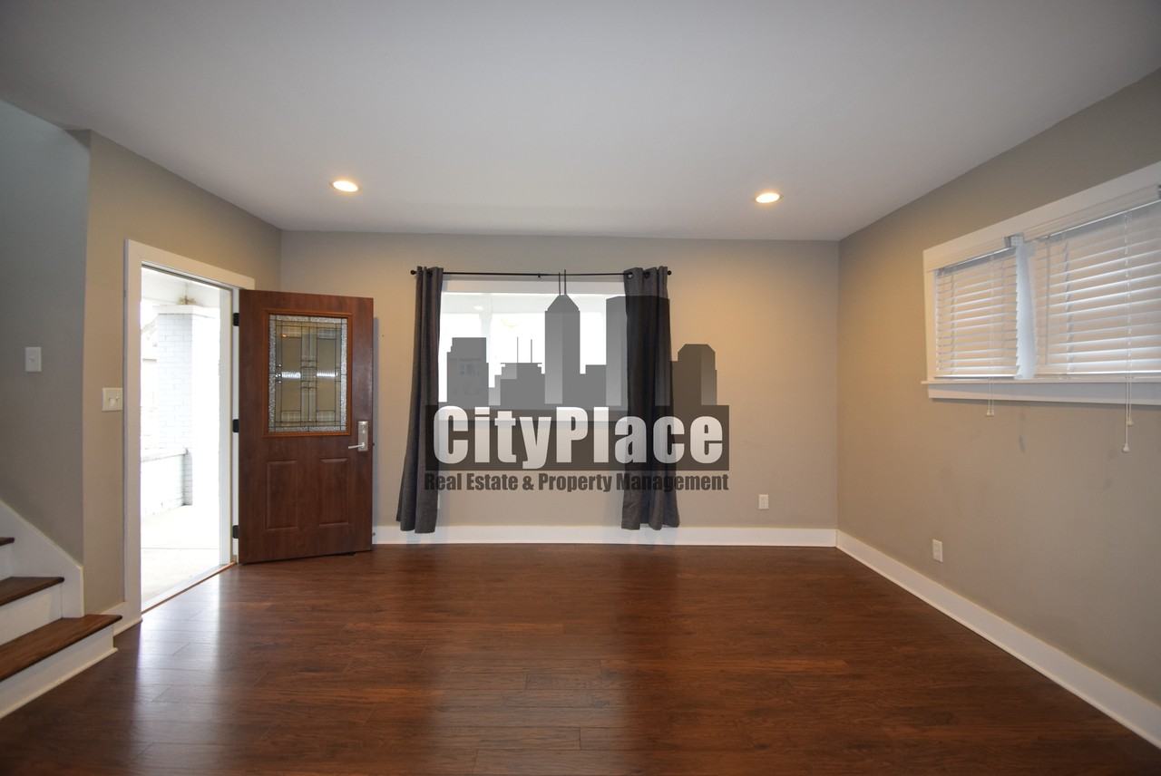 1548 Lexington Ave - Photo 7 of 29