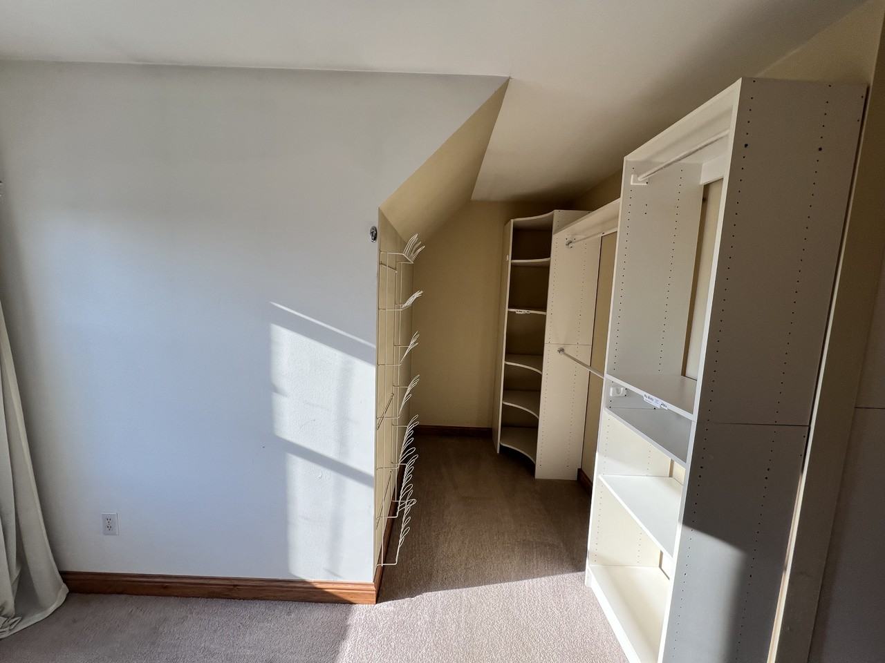 18 Lakeside Dr - Photo 2 of 41