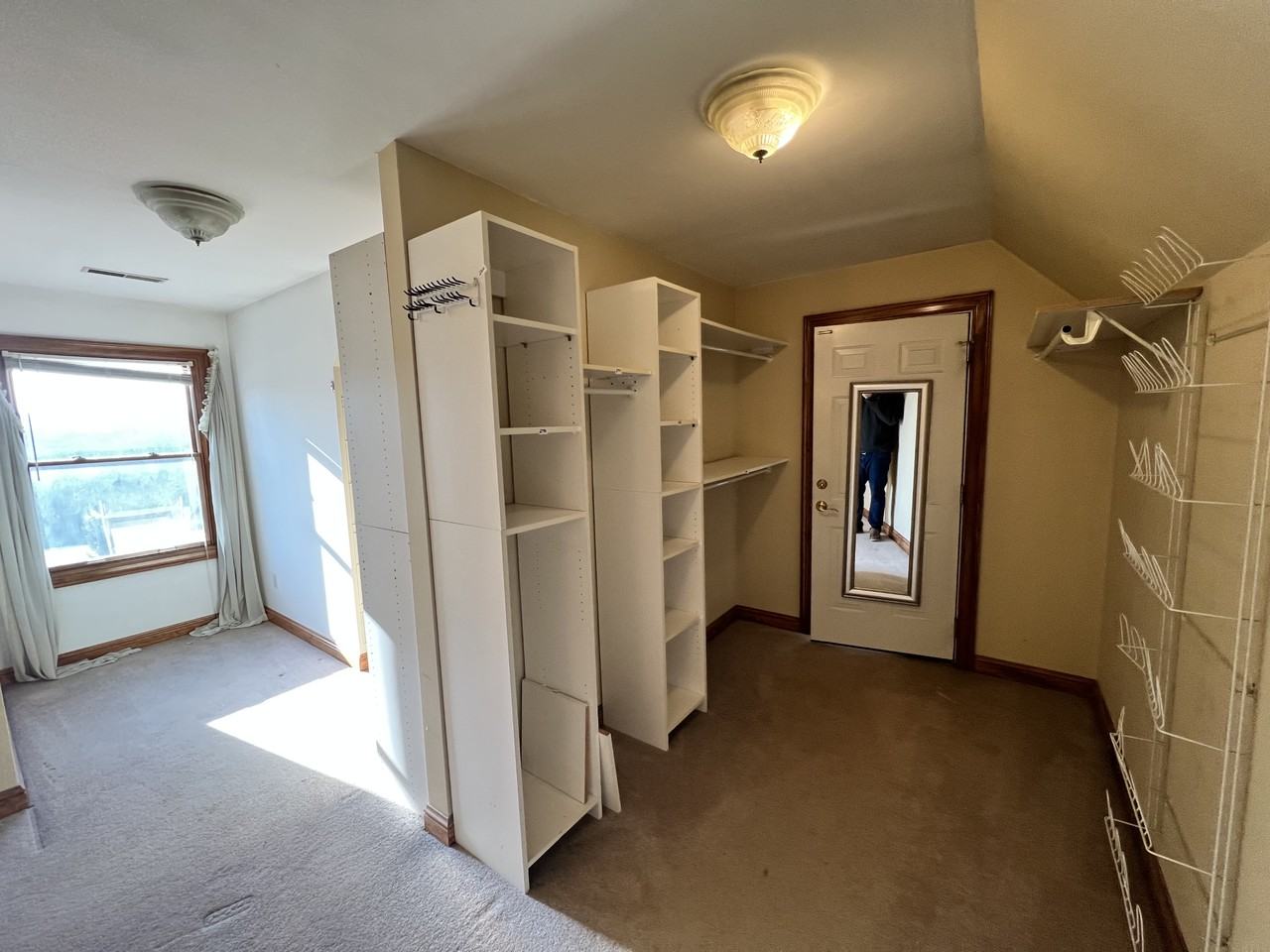 18 Lakeside Dr - Photo 3 of 41