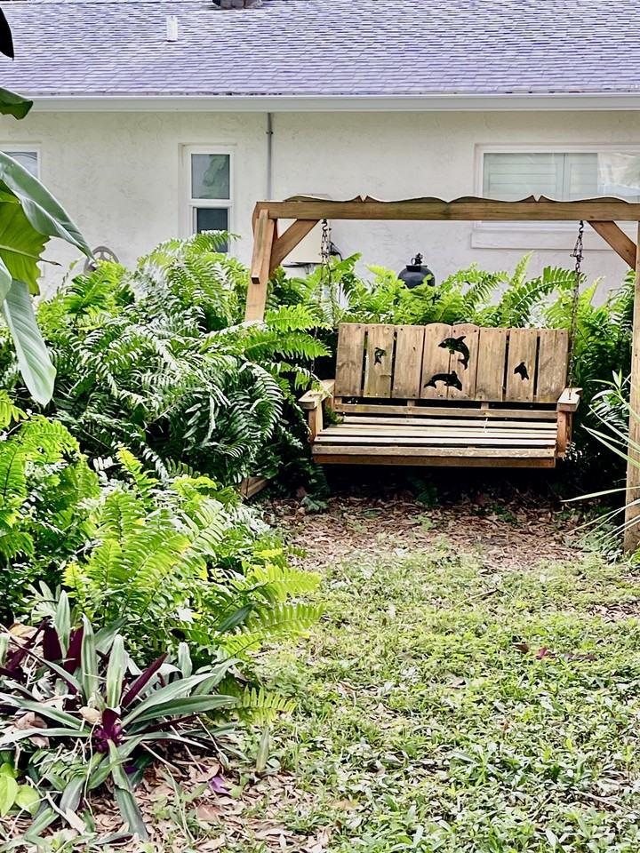 19 Palm Dr #A - Photo 3 of 26