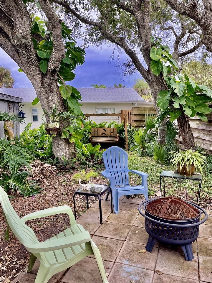 19 Palm Dr #A - Photo 4 of 26