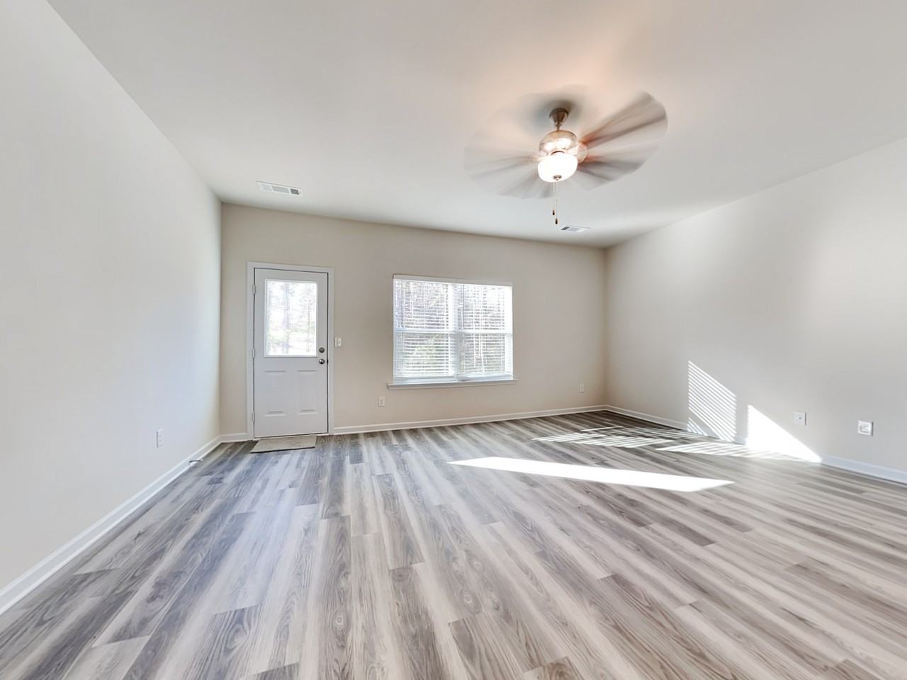 332 Oliver Dr - Photo 2 of 21