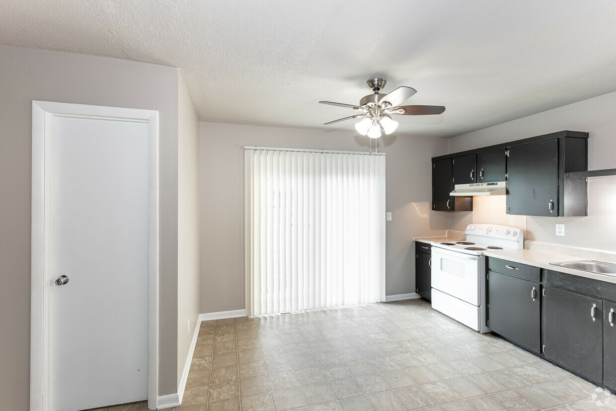 Pin Oak Apartments 925 Brookside Loan # 625100546 - Photo 2 of 5