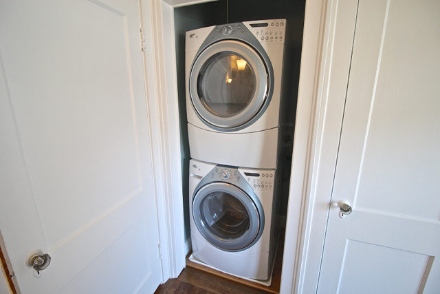 216 W 51st Terrace - Photo 4 of 49