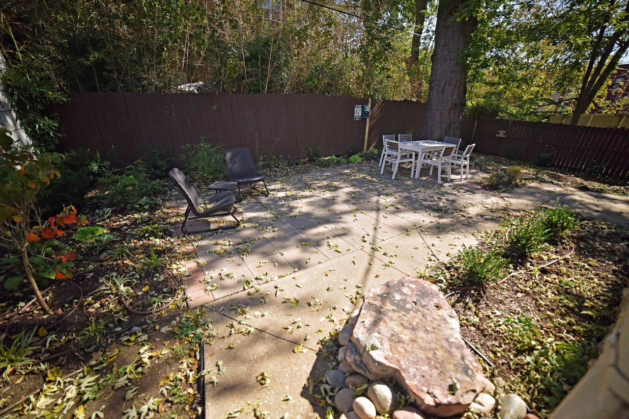 The Basie Building | Outdoor Patio Space - Photo 3 of 26