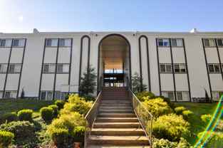 Warwick Gardens | Renovated with Serene Courtyard - Photo 1 of 1