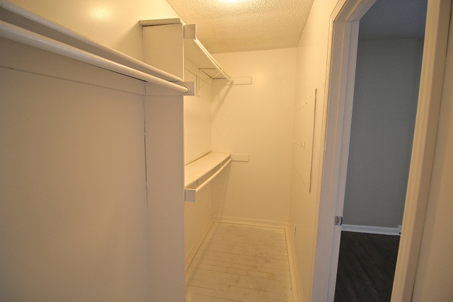4314 Warwick | Updated Unit in Quiet Neighborhood - Photo 6 of 50