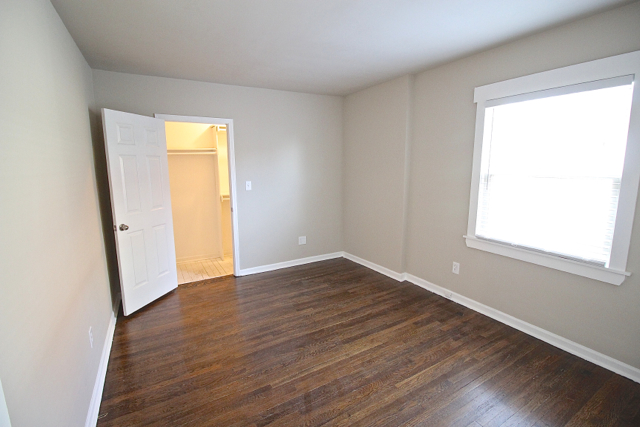 4314 Warwick | Updated Unit in Quiet Neighborhood - Photo 4 of 50