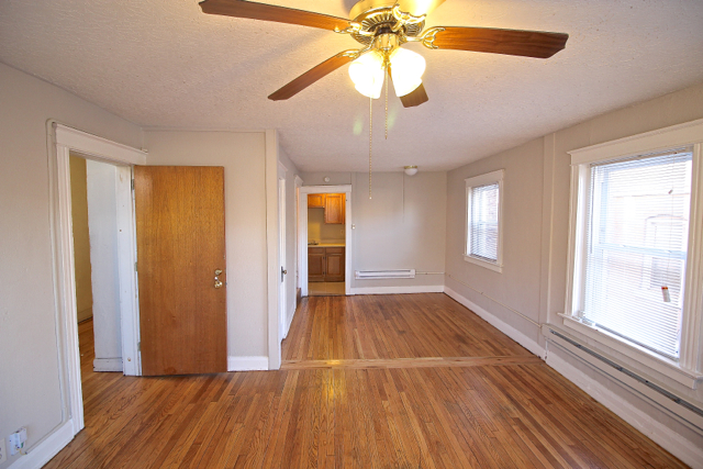 Studio W | Central Location - Photo 6 of 18