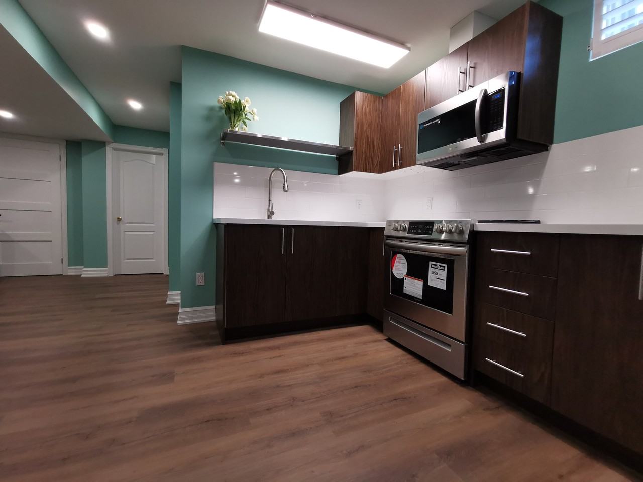 28 Harvester Crescent - Photo 2 of 10