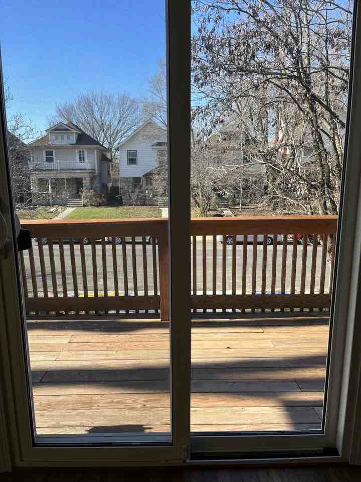 2547 Charlotte Street - Photo 3 of 10