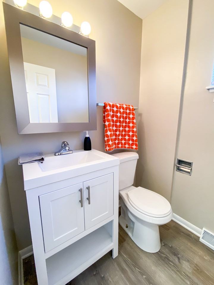 1106 Catalpa Circle - Photo 4 of 17